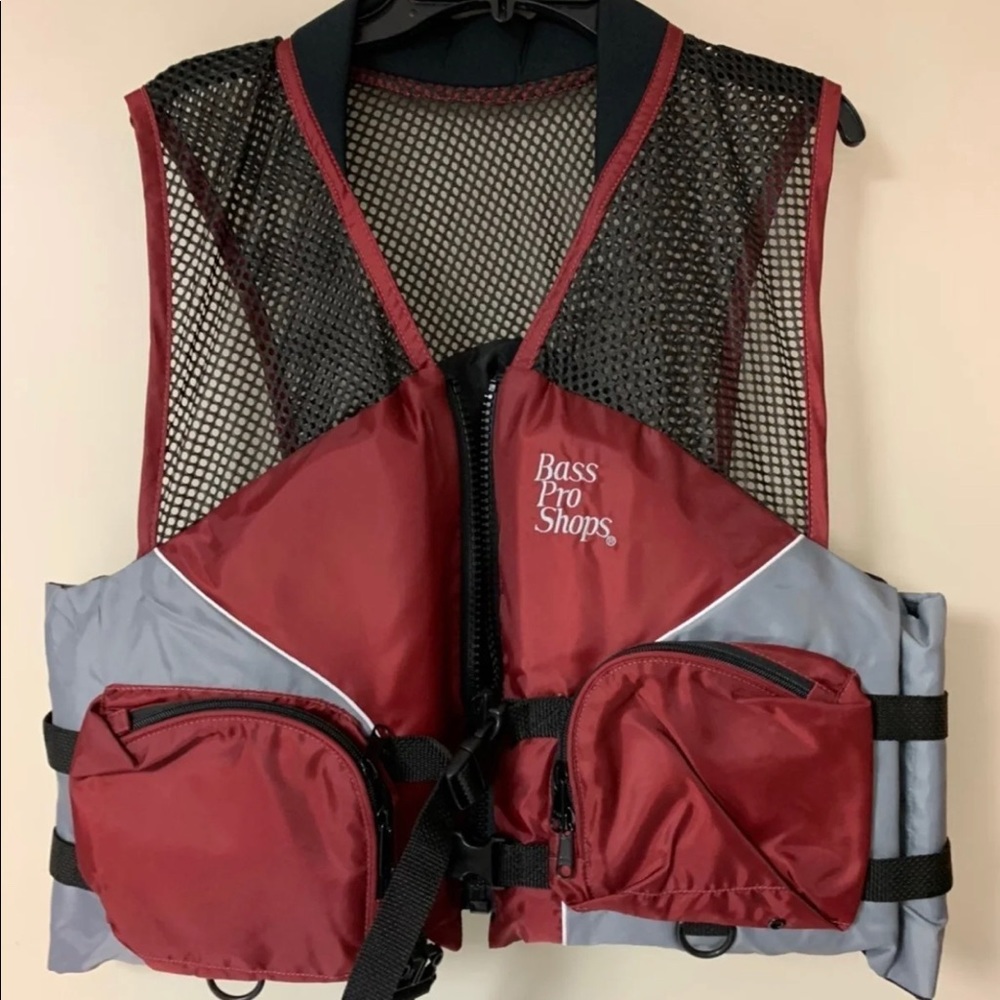 Bass Pro Fishing Vest